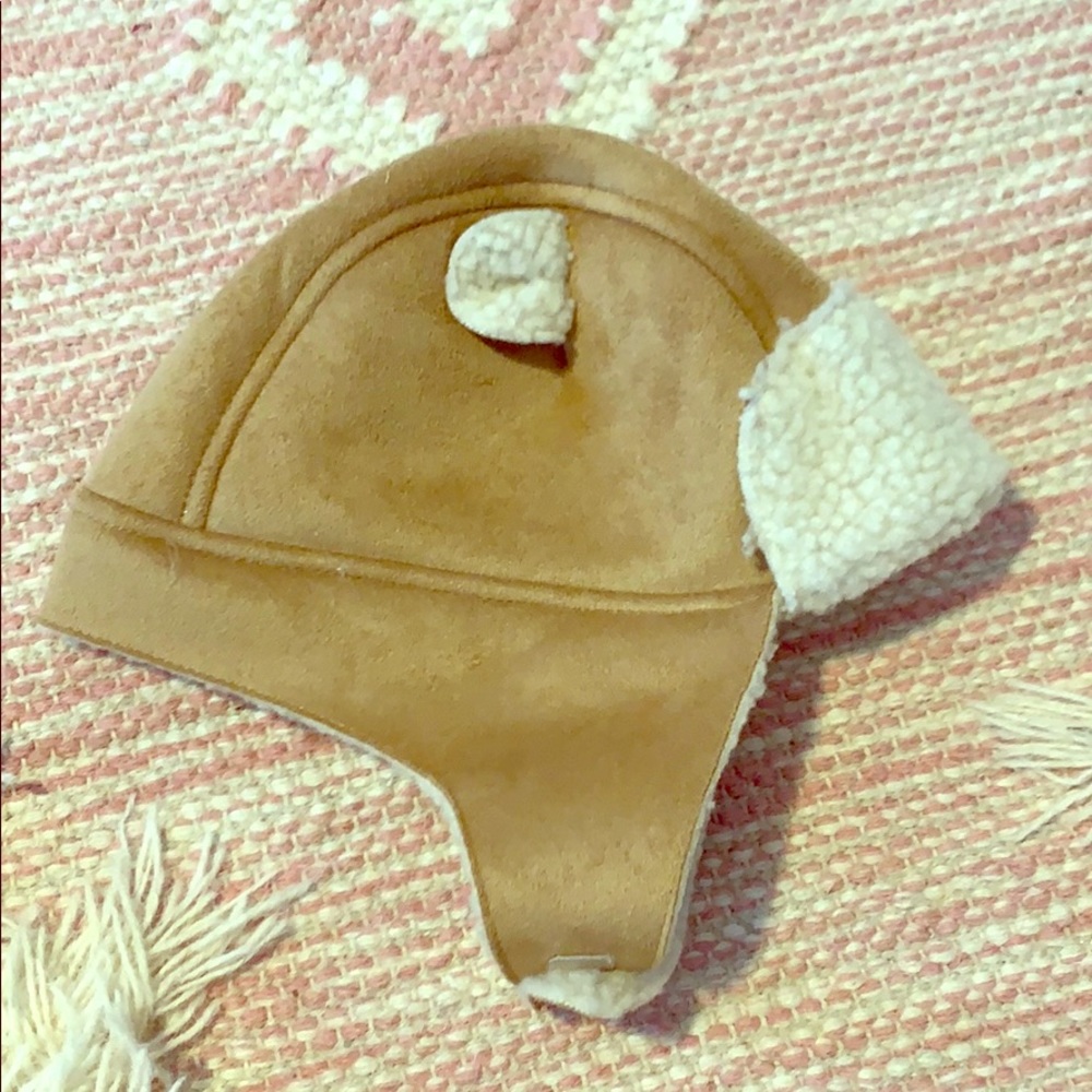 Baby Gap Sherpa Bear Hat. NWT 18-24 Months